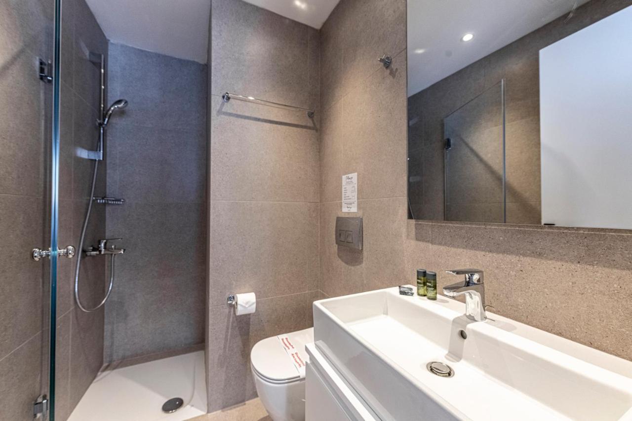 أثينا Phaedrus Living Executive Kriel Suites 001 المظهر الخارجي الصورة